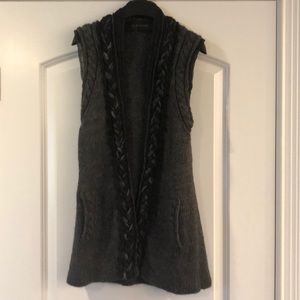 Elie Tahari small wool & alpaca grey vest cardigan